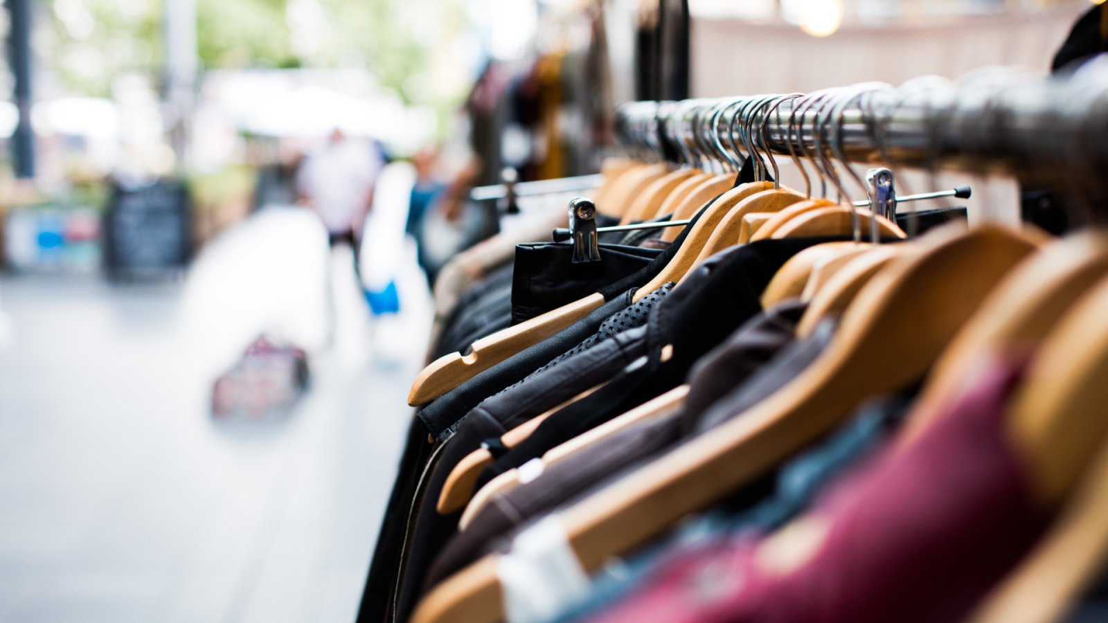 Retail y tiendas en Queens, NY